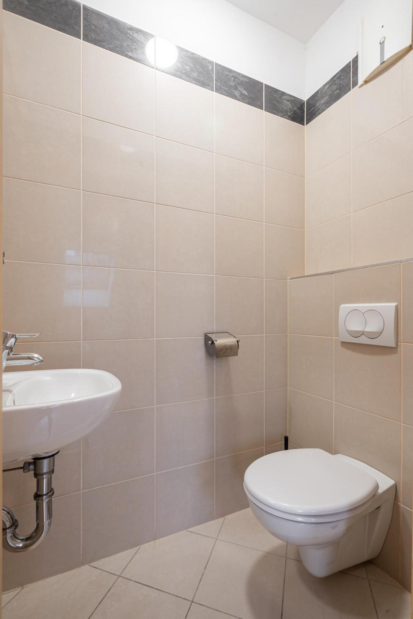 D16 - Gozsdu Garden Residence - Best Location By Bqa Budapest Eksteriør billede